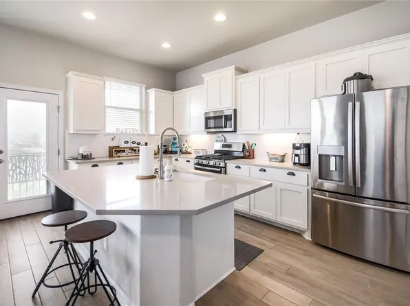 18003 Pomelo Ln #B, Pflugerville, TX 78660