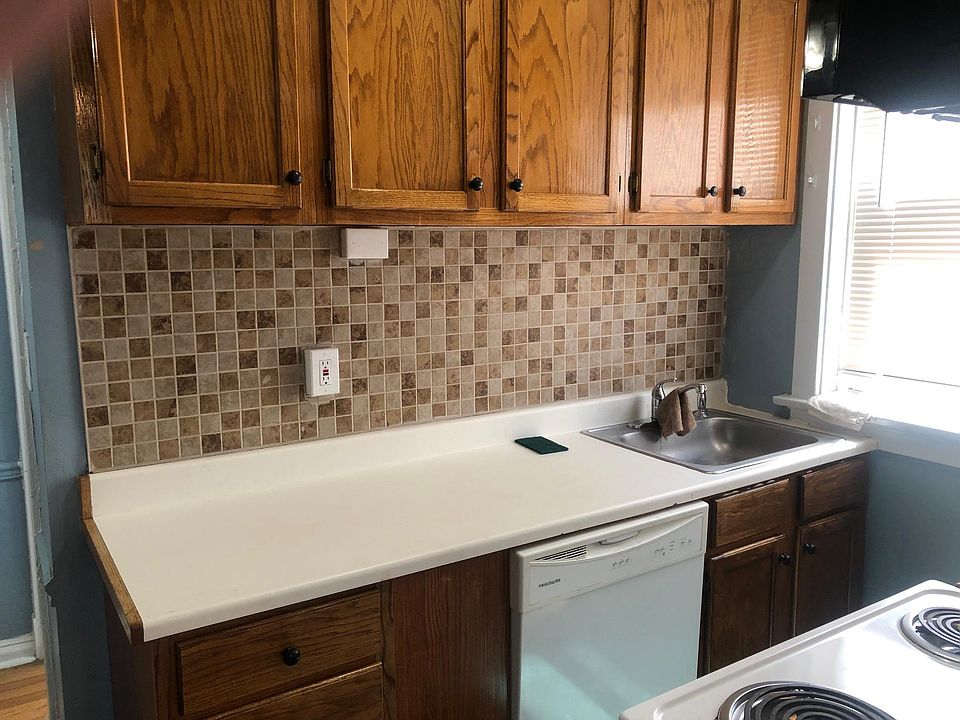 1st image of 1910 Maury Ave APT 1