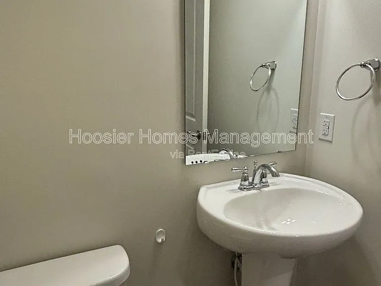 7255 Shroyer Way — Photo 9