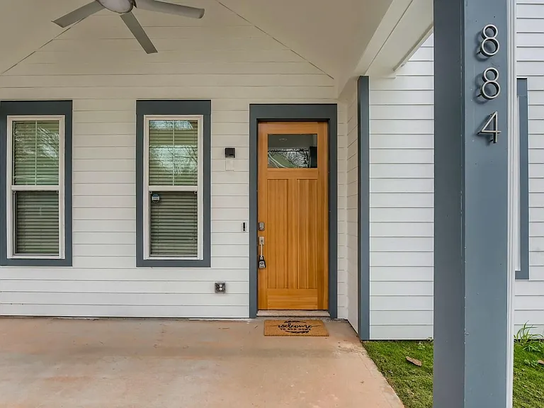 884 Sims St SW — Photo 27