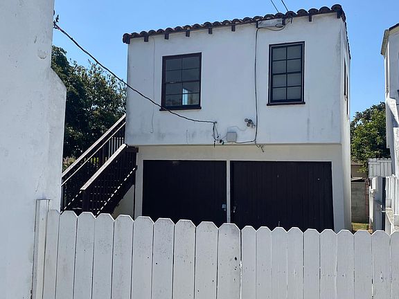 From front to back where apartment is located