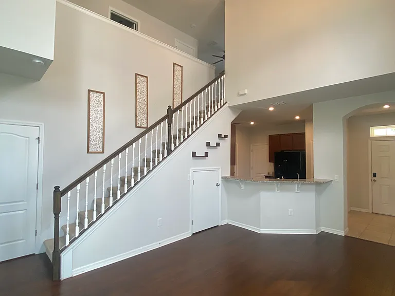 10727 Verawood Dr — Photo 5