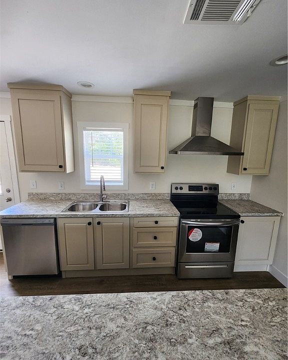 219 David Trl, Waynesville, GA 31566 Zillow