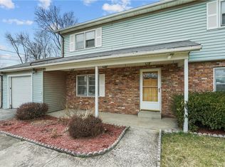 3 Pacer Dr, Newburgh, NY 12550