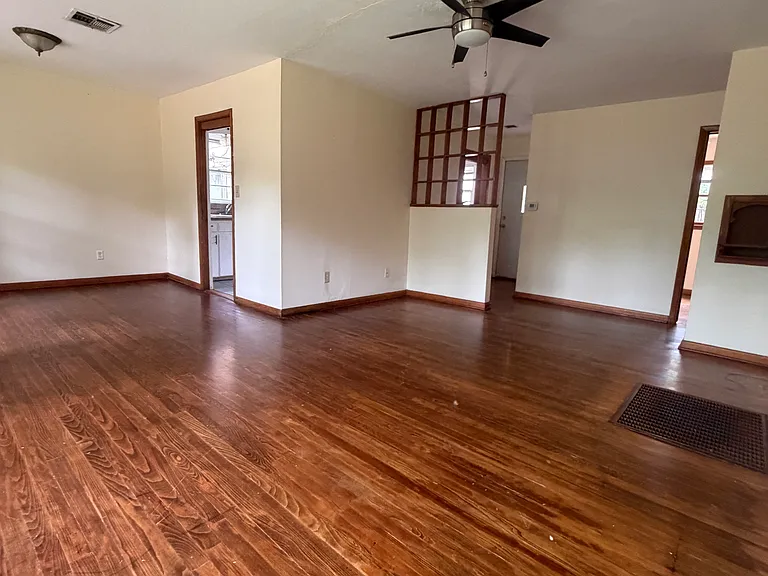 716 S McFarland St — Photo 3