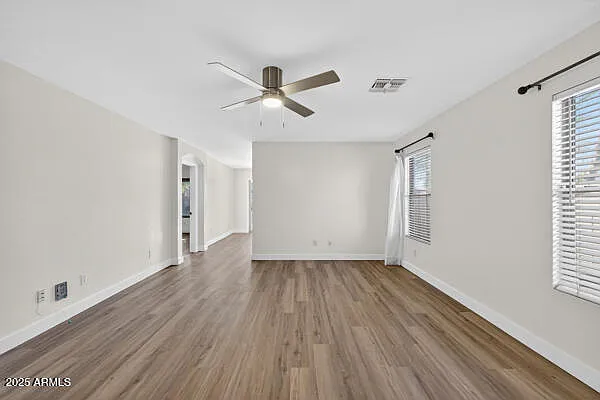 11101 E Abilene Ave — Photo 33