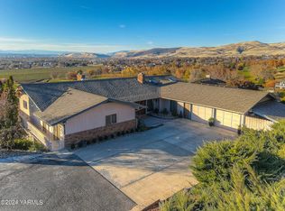 806 Mesa Vista Pl, Yakima, WA 98901