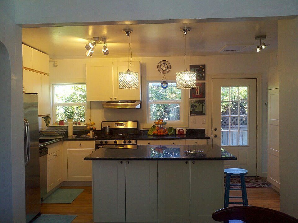 2nd image of 1222 Cornell Ave