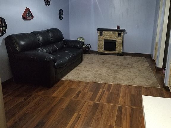 4th image of 1729 Sunrise Dr