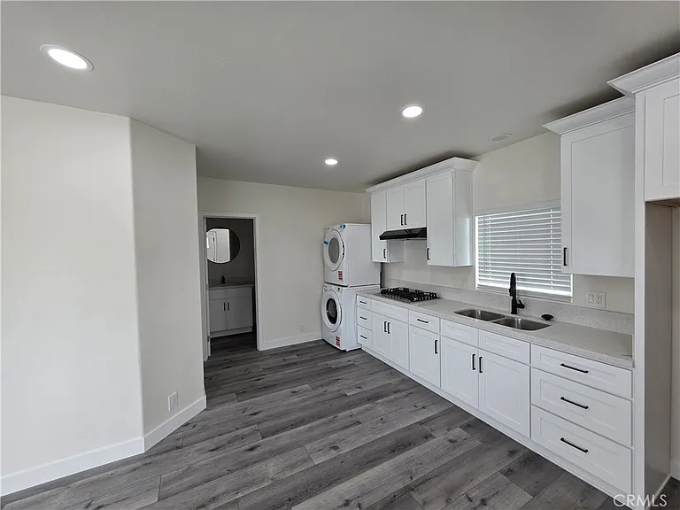 9531 Mallard Ave — Photo 5