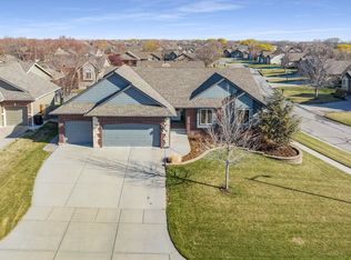 3243 N Lake Ridge Ct, Wichita, KS 67205
