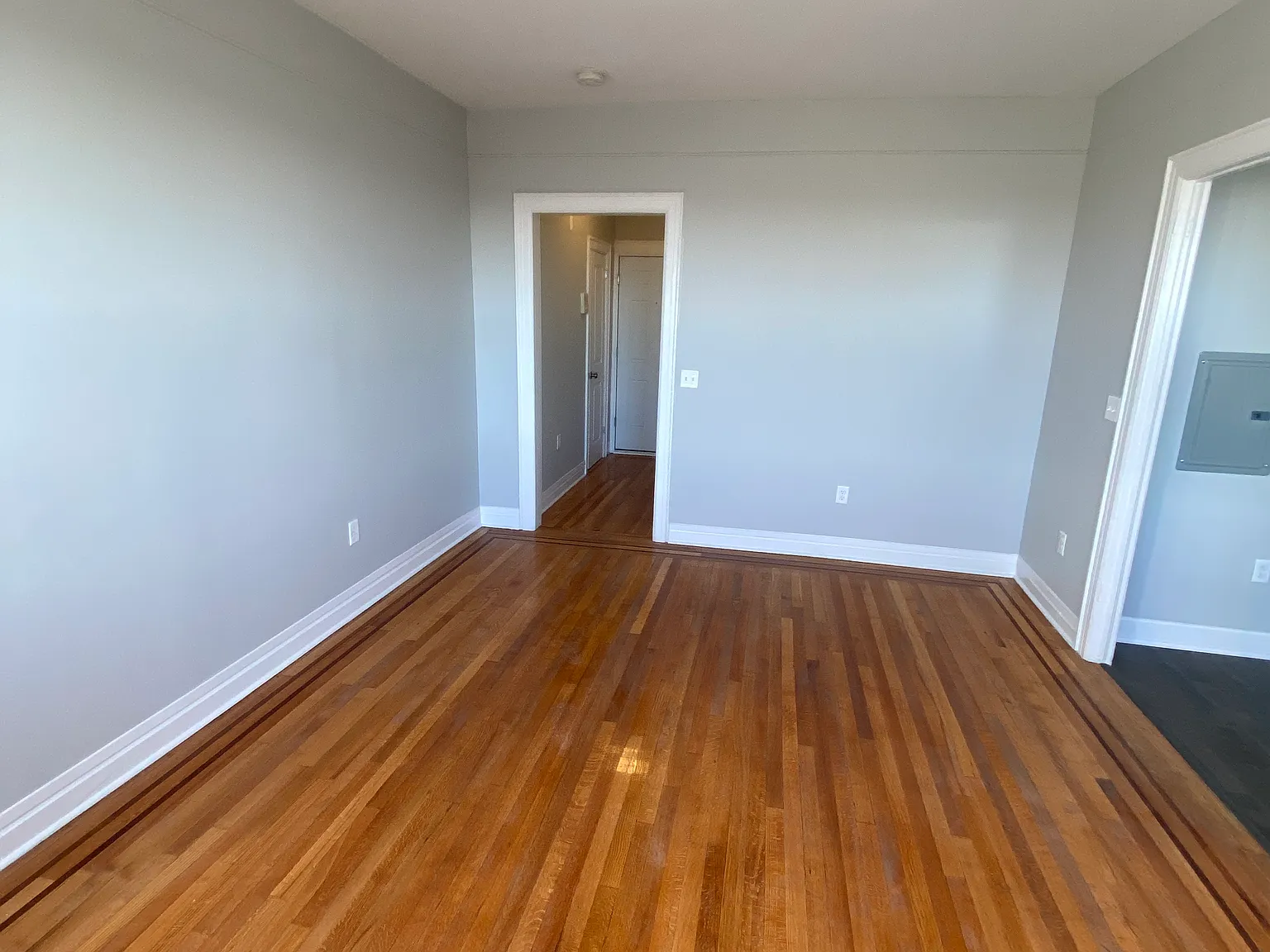 111 Garrison Avenue — Photo 4