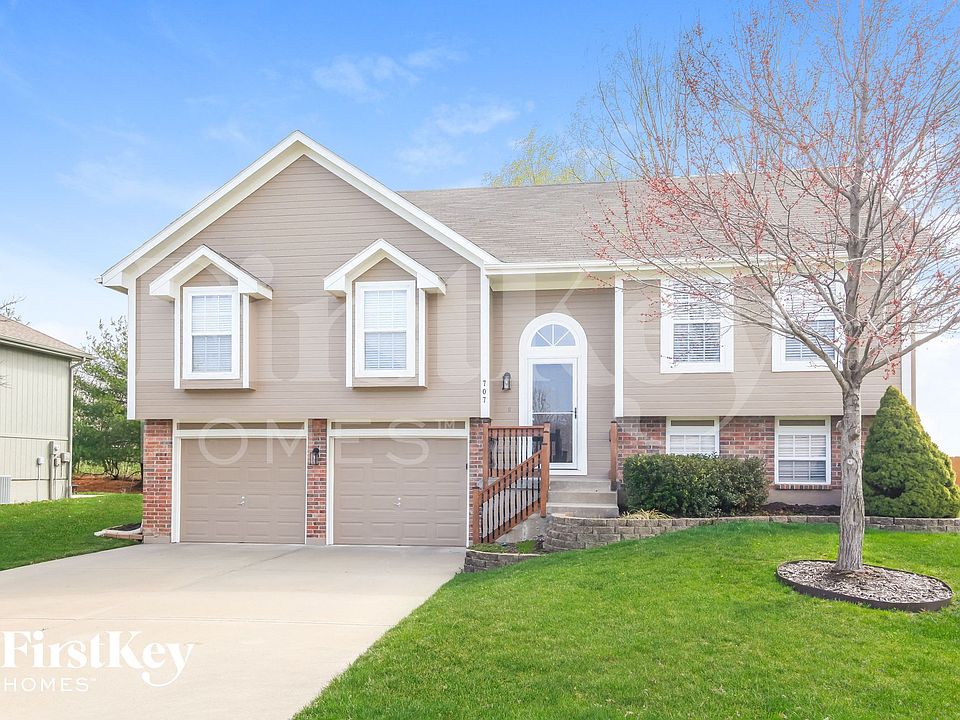1st image of 707 Corrington Dr