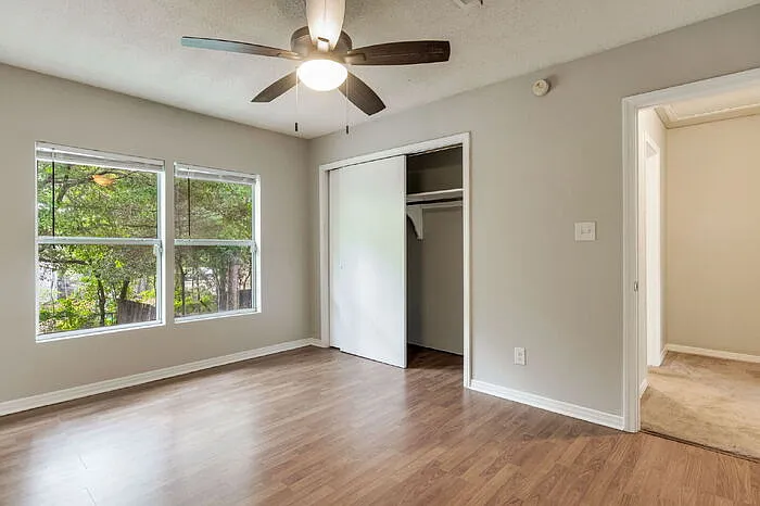 6240 Lanier Dr — Photo 30