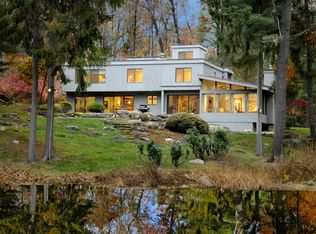 61 Ridgeview Ave, Greenwich, CT 06830