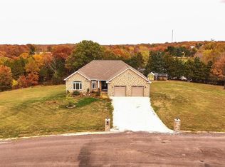 990 Hickory Woods Dr, Union, MO 63084