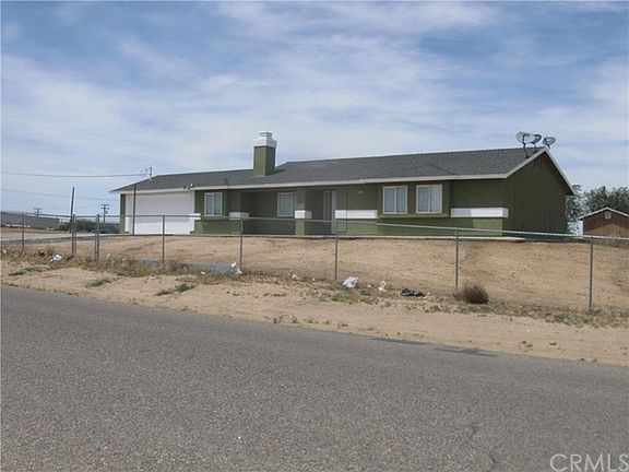 4th image of 17746 Catalpa St