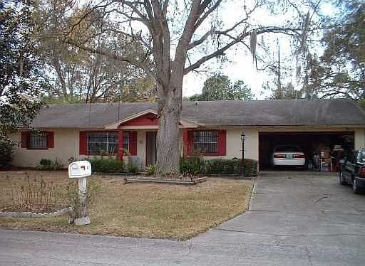 1st image of 411 Forest Glen Ave