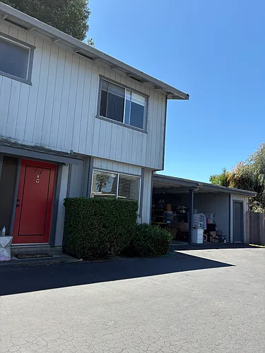 221 Mar Vista Dr #D Photo 1 221 Mar Vista Dr #D Photo 1