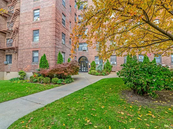 139-09 28th Road #F, Flushing, NY 11354