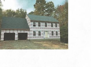 392 Starkweather Rd, Plainfield, CT 06374