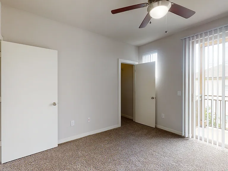 The District At Cypress Waters - Parson's Green — Photo 943