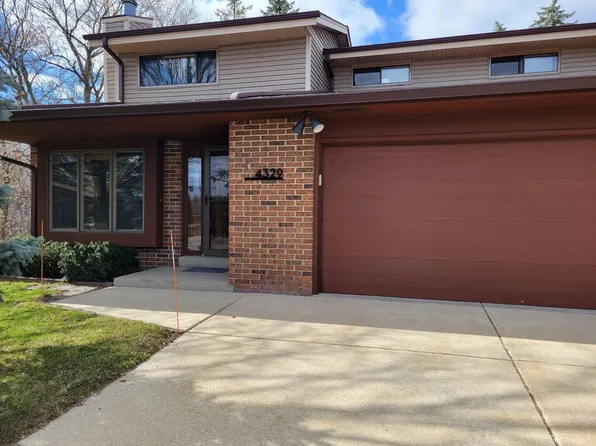 4329 South Todd DRIVE #17, Greenfield, WI 53228