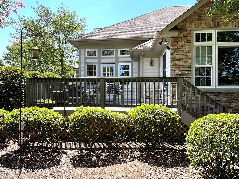 150 Starland Ln — Photo 32