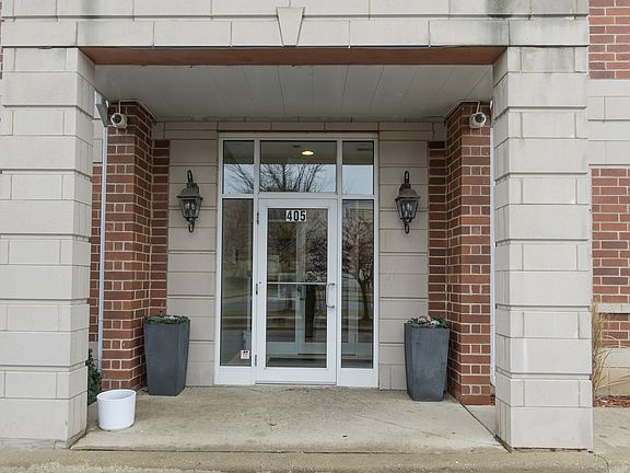 3rd image of 405 Creekside Dr #601