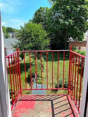 Rented by Prime Realty | media 36