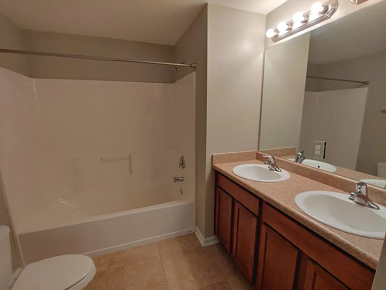 2400 Fred Smith Rd #306 — Photo 19