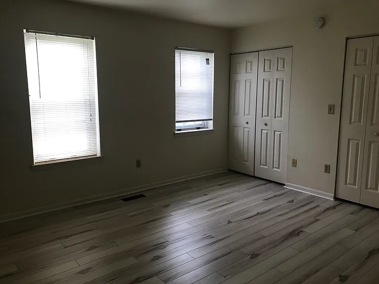 222 Cambridge Ct — Photo 24