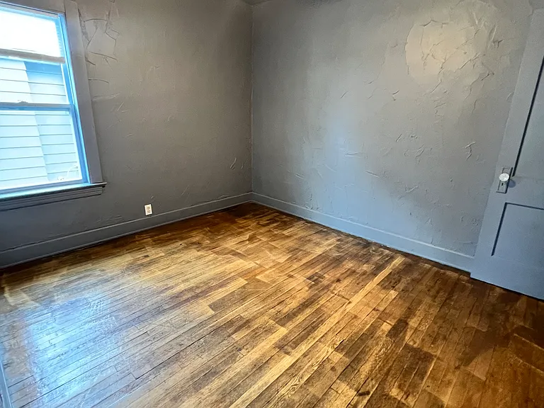 14004 Savannah Ave #2 — Photo 9
