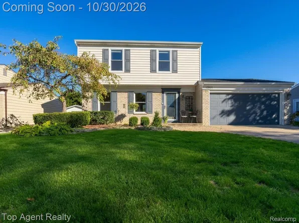 42894 Pheasant Run Dr, Sterling Heights, MI 48313