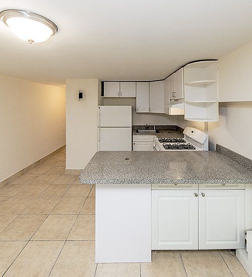 1st image of 342 E 55th St APT 1A