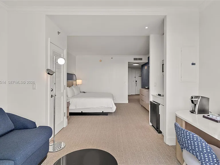 4401 Collins Ave #1508 — Photo 3