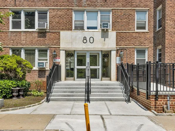 80 Knolls Cres APT 8M, Bronx, NY 10463