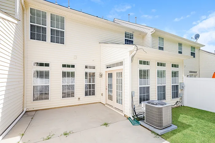 130 N Arcadian Way — Photo 12
