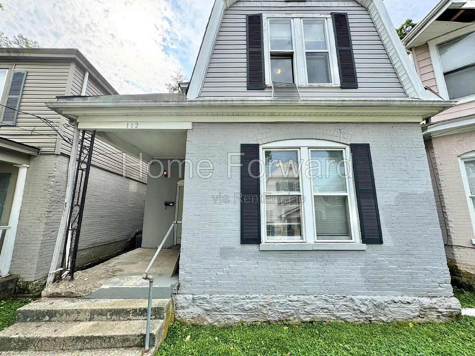 3 bed, 2.0 bath, 1600 sqft, $2,100 — Photo 1