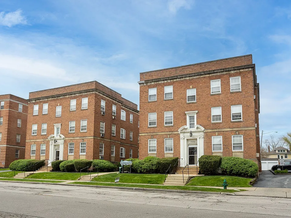 2534-2538 Kemper Rd