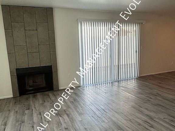 4th image of 3302 W Loma Ln Unit 1