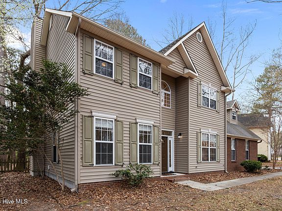 2nd image of 111 Dockside Drive