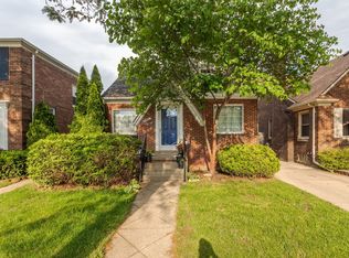 2427 23rd St, Wyandotte, MI 48192