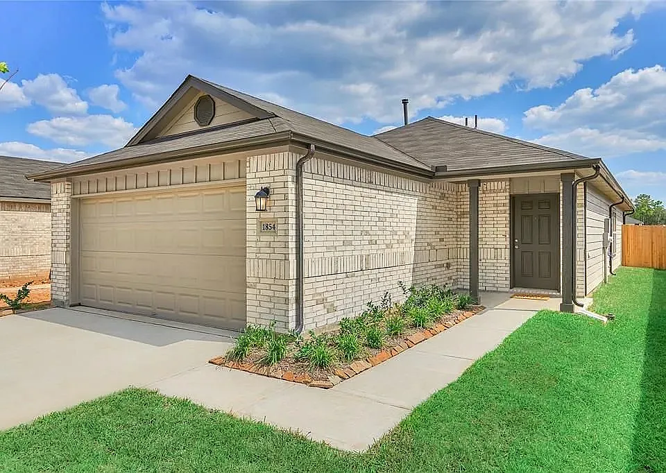 1854 Brushy Cedar Dr
