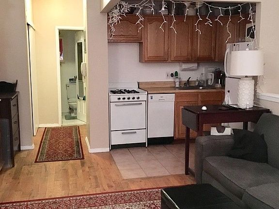 4th image of 303 E 95th St #1E