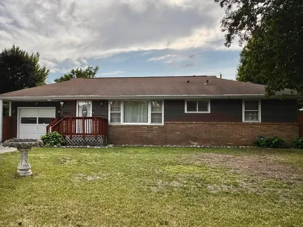 5913 Colfax Ave N, Brooklyn Center, MN 55430