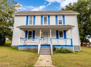 706 Broad St, Sweetwater, TN 37874