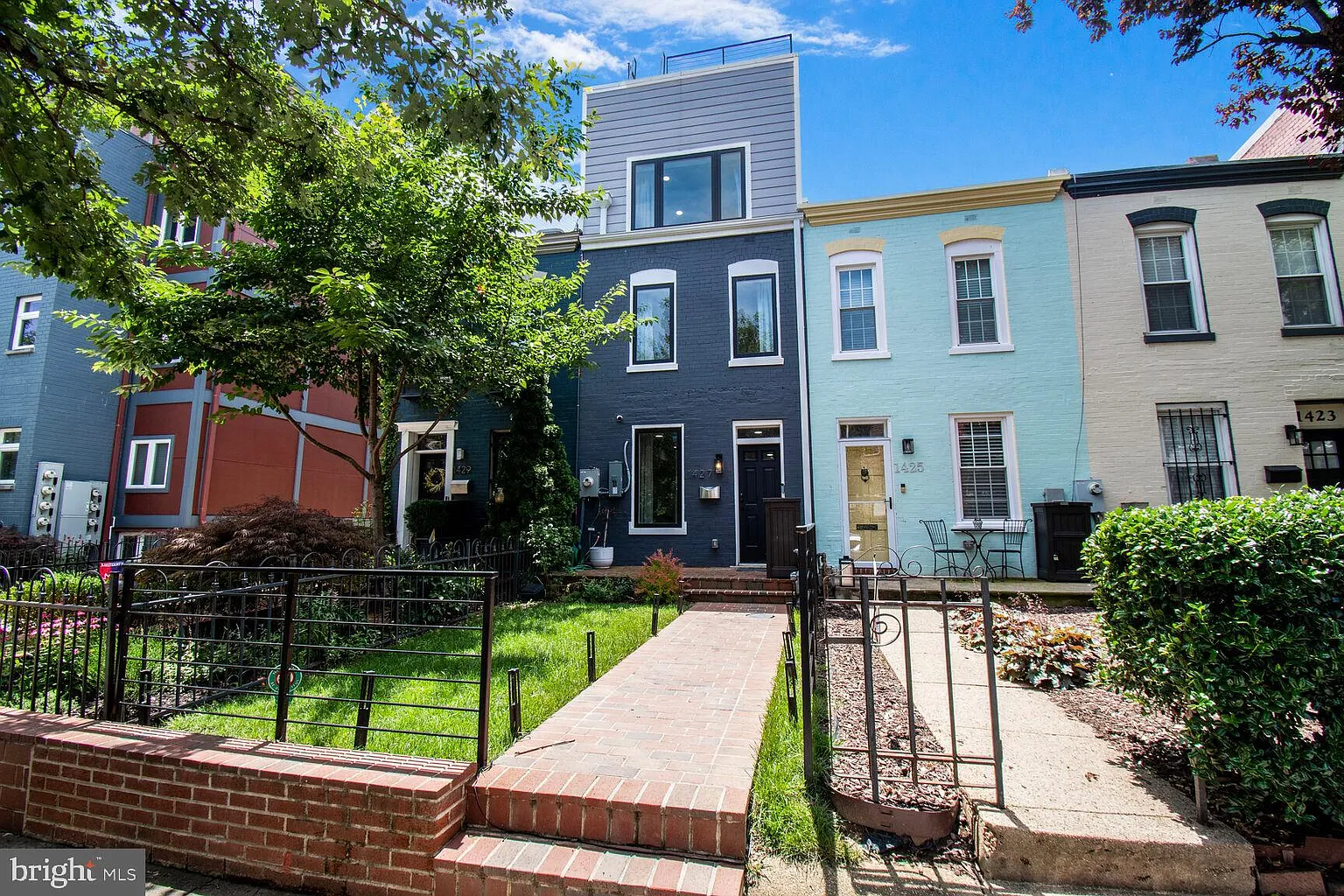 1427 K St SE photo 1
