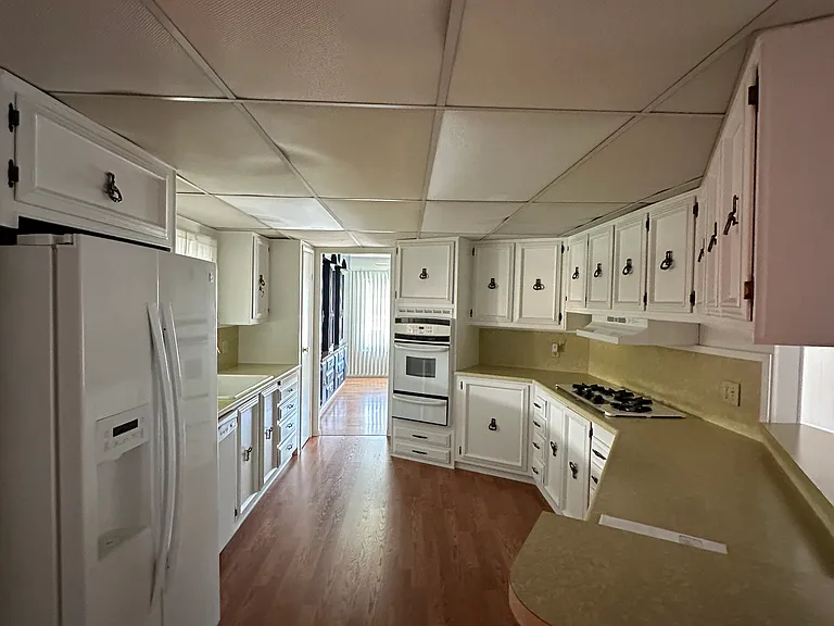 1756 San Leandro Dr — Photo 2