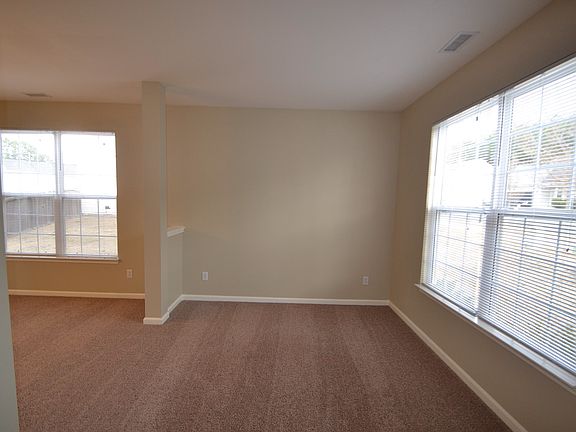 5th image of 3621 Cardinal Lake Dr